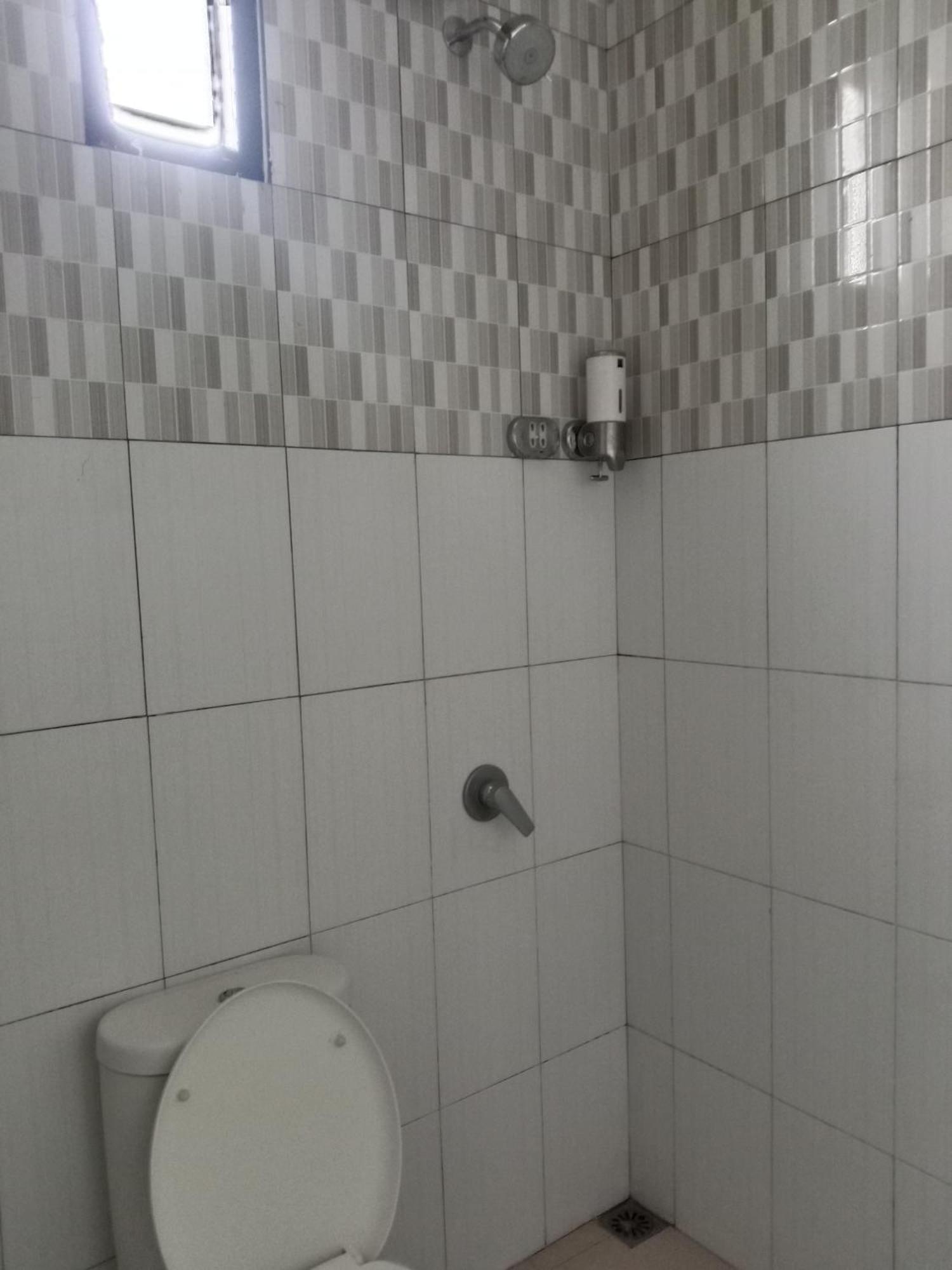 The New Orlinds Guest House Wonosari Bagian luar foto